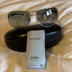 PRADA SUNGLASSES 75G 6BA-3M1